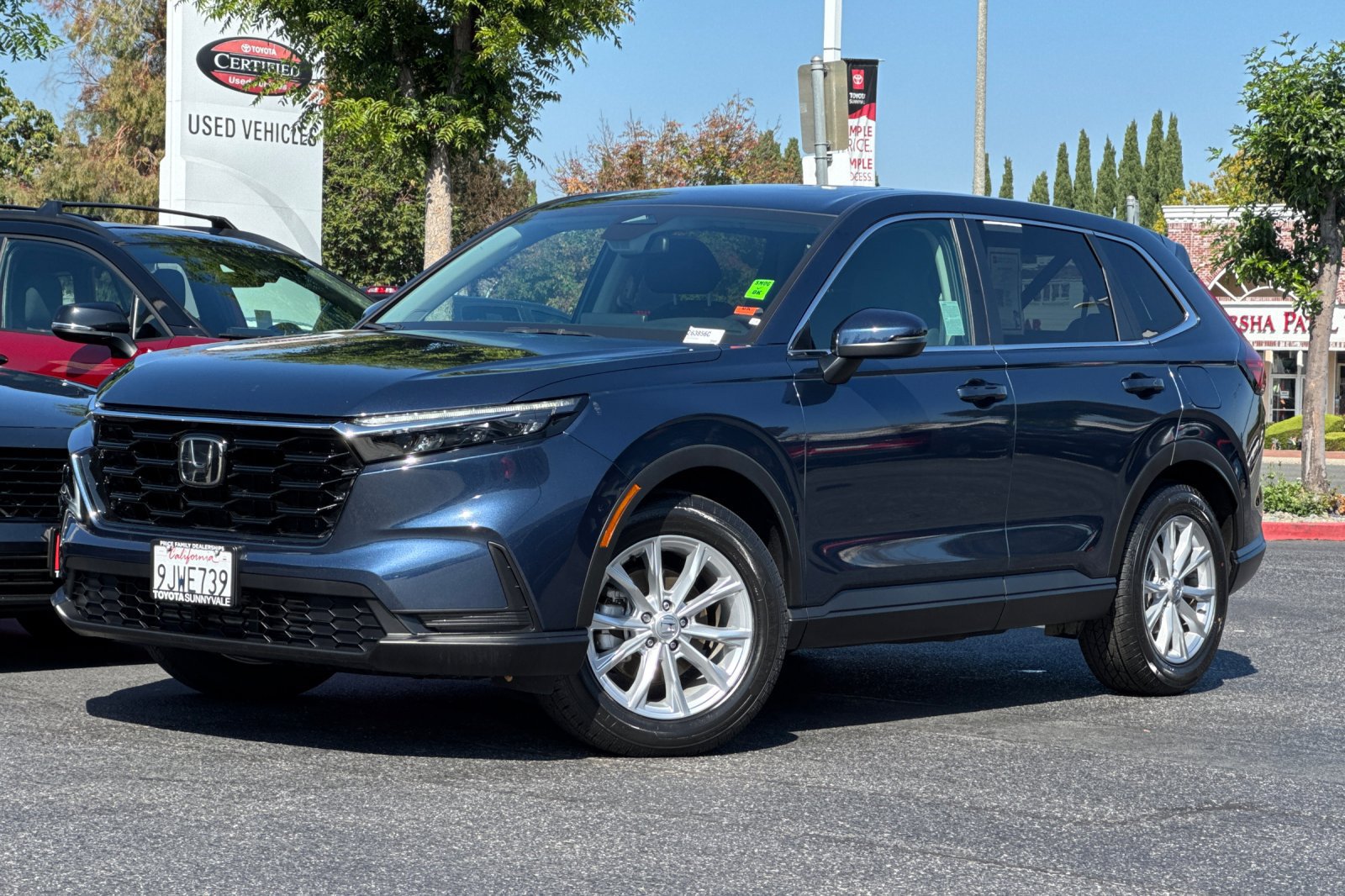 Used 2024 Honda CR-V EX image 2