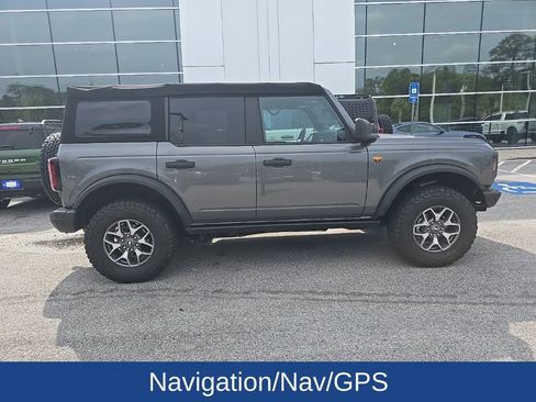 Used 2022 Ford Bronco Badlands AWD/4WD image 2
