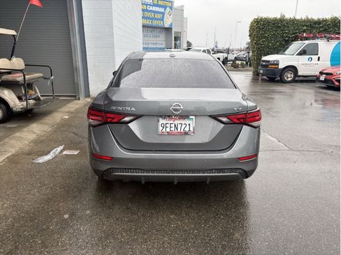 Used 2023 Nissan Sentra SV w/ SV Premium Package image 8
