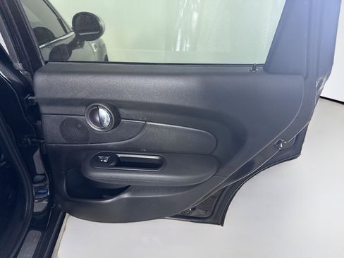 Used 2017 MINI Cooper Clubman ALL4 image 27