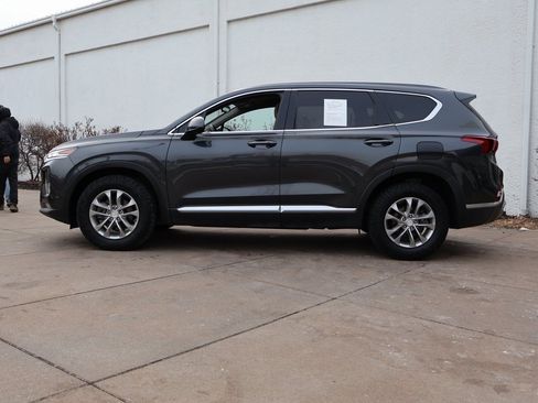 Used 2020 Hyundai Santa Fe SEL image 4