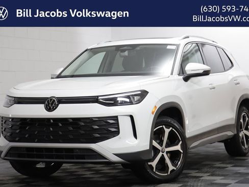 New 2026 Volkswagen Tiguan SE image 1