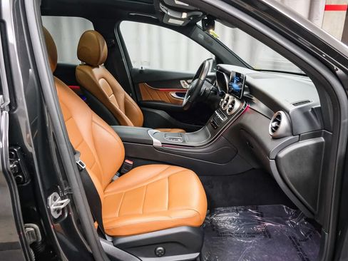 Certified 2022 Mercedes-Benz GLC 300 4MATIC image 22