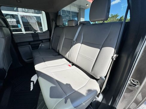 Used 2017 Ford F150 XL w/ Equipment Group 101A Mid AWD/4WD image 18