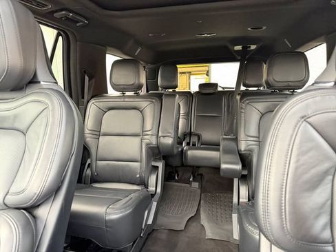 Used 2024 Lincoln Navigator L Reserve AWD/4WD image 33