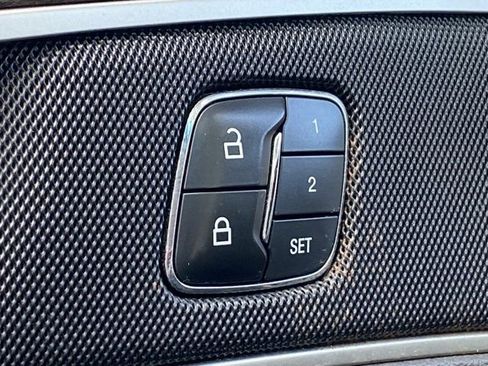 Used 2018 Lincoln MKZ Select w/ Select Plus Package AWD/4WD image 23