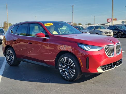 Used 2025 BMW X3 xDrive30i w/ Convenience Package image 2