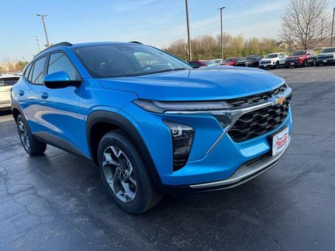 New 2026 Chevrolet Trax LT w/ Driver Confidence Package FWD image 26