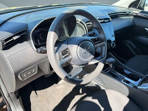 Used 2023 Hyundai Tucson SEL image 4