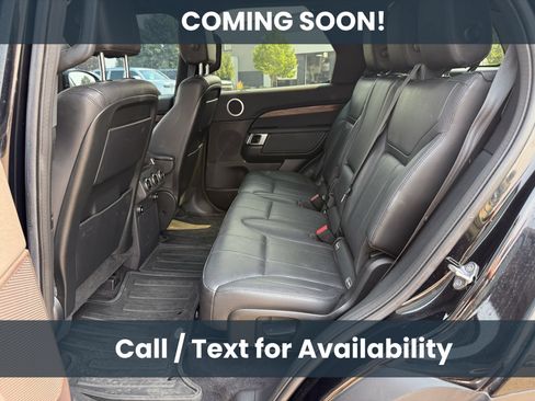 Used 2018 Land Rover Discovery HSE AWD/4WD image 9