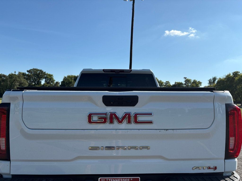 Used 2021 GMC Sierra 2500 AT4 w/ AT4 Premium Plus Package AWD/4WD image 5