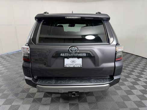Used 2021 Toyota 4Runner TRD Off-Road AWD/4WD image 10