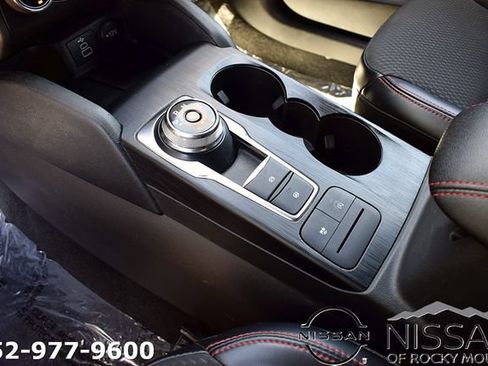 Used 2024 Ford Escape ST-Line AWD/4WD image 21
