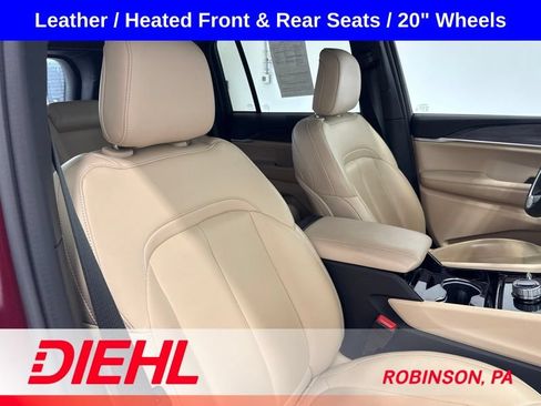 Used 2023 Jeep Grand Cherokee Limited w/ MOPAR Finishing Package AWD/4WD image 14