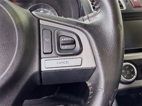 Used 2017 Subaru Crosstrek 2.0i Premium image 19