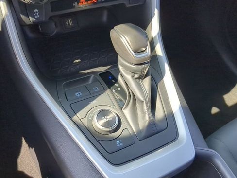 Certified 2024 Toyota RAV4 SE image 19