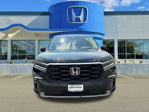 Used 2024 Honda Pilot EX-L image 6