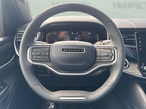 Used 2022 Jeep Wagoneer Series III w/ Convenience Group I image 13