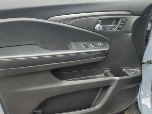 Used 2022 Honda Pilot Special Edition image 8