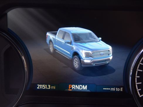 Used 2023 Ford F150 XLT w/ Equipment Group 302A High image 13