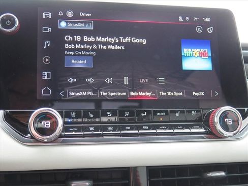 Used 2023 GMC Canyon AT4X image 12