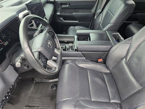 Used 2022 Toyota Tundra Platinum image 12