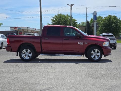 Used 2020 RAM 1500 Express w/ Express Value Package AWD/4WD image 8