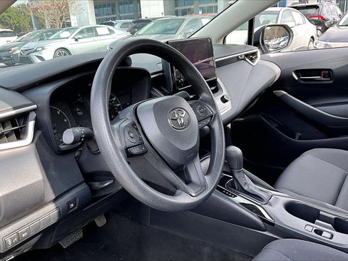 Used 2024 Toyota Corolla LE image 14