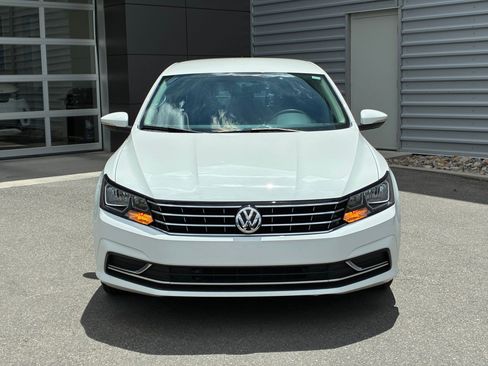 Used 2017 Volkswagen Passat 1.8T S FWD image 9