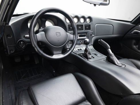 Used 2002 Dodge Viper RT/10 image 6