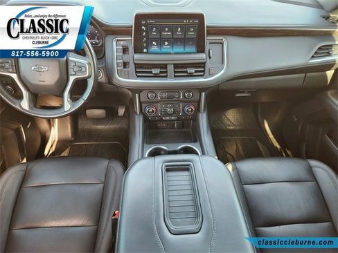 Used 2022 Chevrolet Suburban Z71 w/ Z71 Off-Road Package image 2