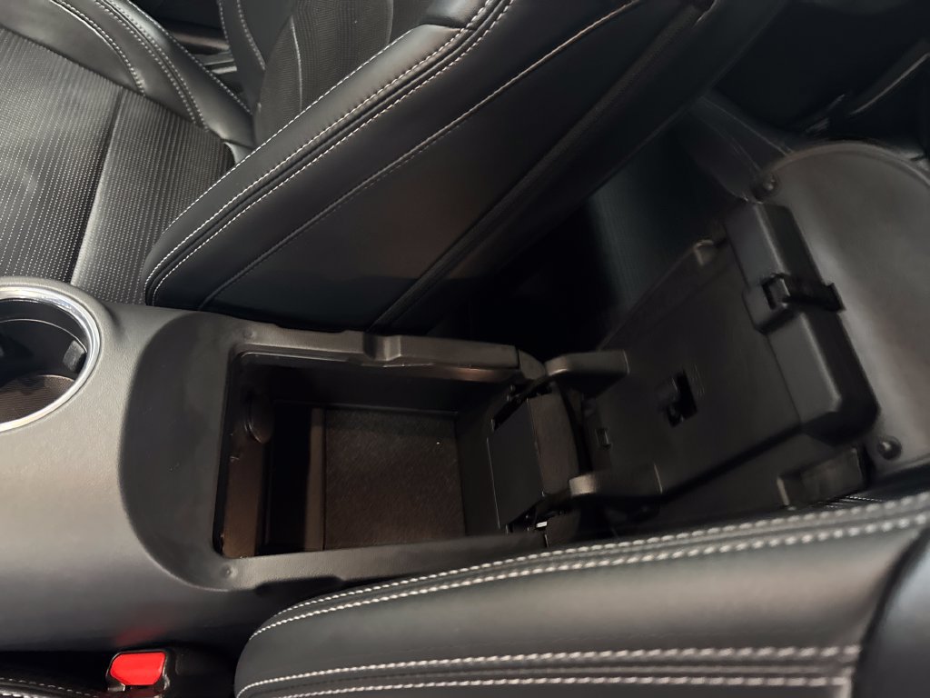 Used 2025 Ford Mustang GT Premium RWD image 28