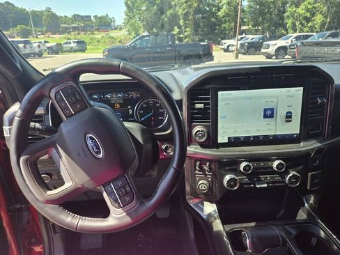 Used 2022 Ford F150 XLT w/ Equipment Group 302A High AWD/4WD image 9