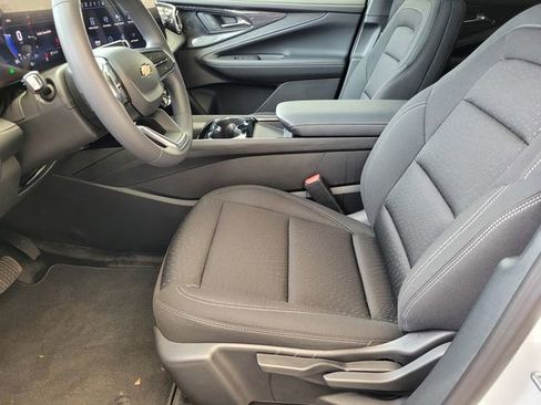 New 2025 Chevrolet Blazer EV LT image 9