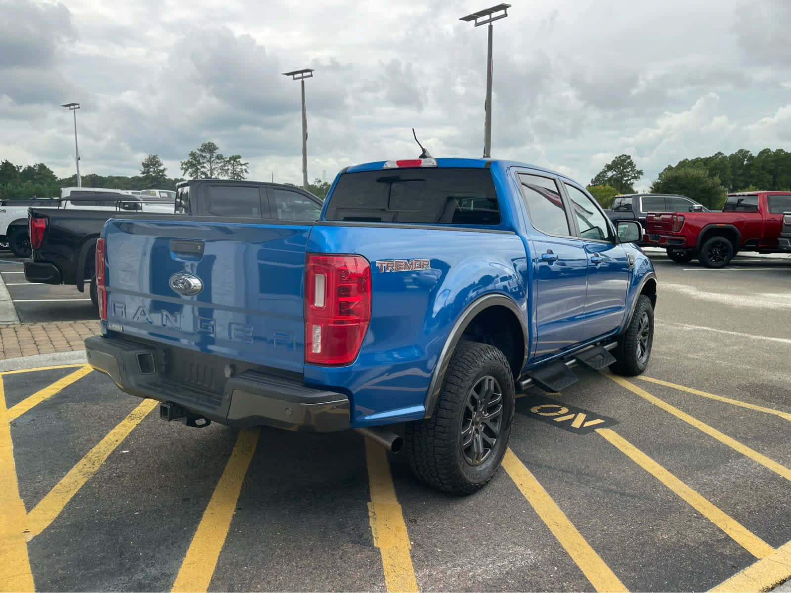 Used 2021 Ford Ranger Lariat w/ Tremor Off-Road Package AWD/4WD image 5