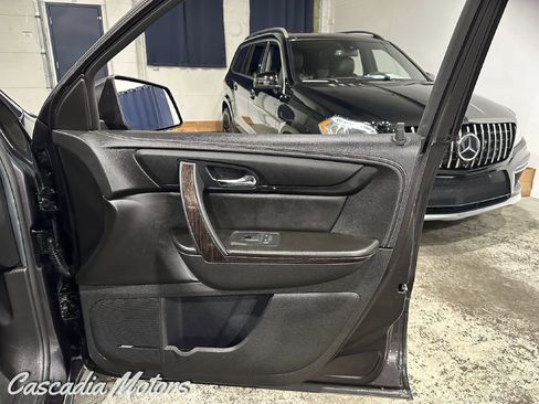 Used 2016 Chevrolet Traverse LTZ image 27