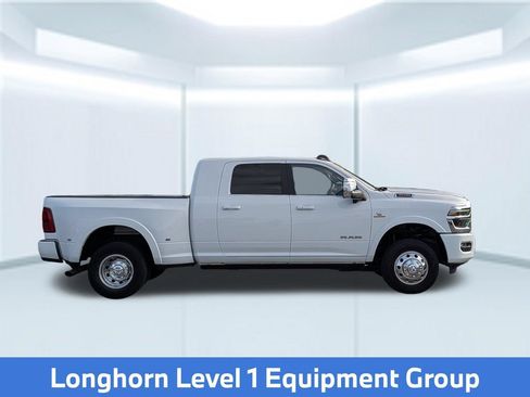 Used 2025 RAM 3500 Longhorn AWD/4WD image 8