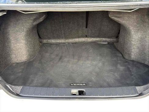 Used 2016 Nissan Versa SV image 22