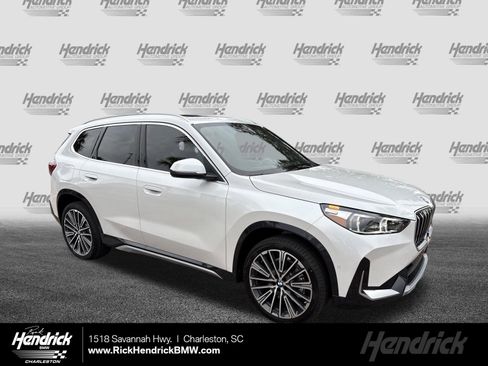 New 2026 BMW X1 xDrive28i w/ Technology Package AWD/4WD image 1