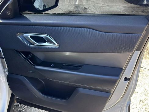 Used 2020 Land Rover Range Rover Velar S AWD/4WD image 18