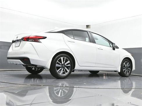 New 2025 Nissan Versa SV w/ Trunk Package image 39