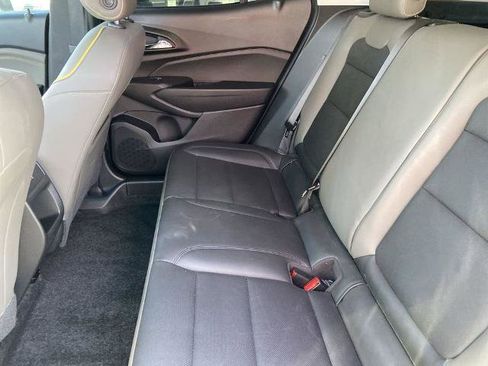 Used 2024 Chevrolet Trax ACTIV w/ Sunroof Package image 21