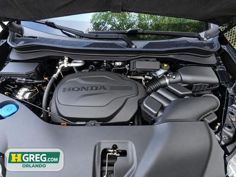 Used 2018 Honda Pilot Touring image 16