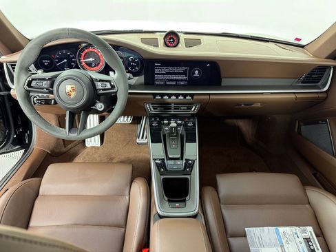 Used 2024 Porsche 911 Carrera 4S image 15