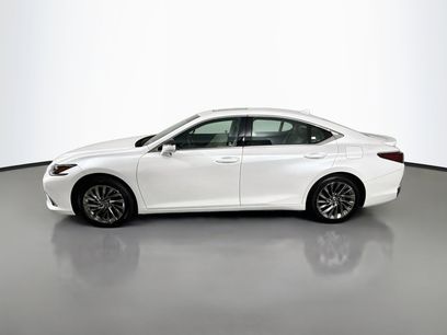 Certified 2025 Lexus ES 300h Ultra Luxury w/ Accessory Package (Z2)