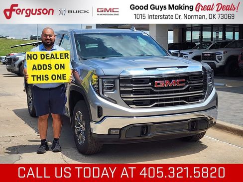 New 2026 GMC Sierra 1500 SLT w/ SLT Convenience Package AWD/4WD image 1