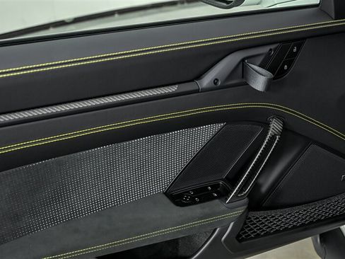 Used 2024 Porsche 911 GT3 RS RWD image 15