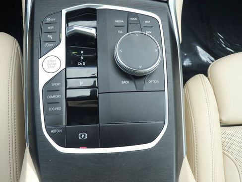 Used 2023 BMW 330i Sedan w/ Premium Package RWD image 34