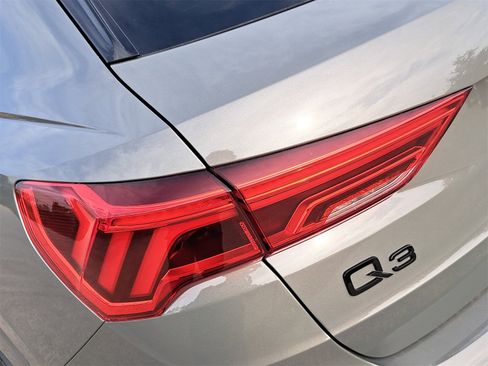 New 2025 Audi Q3 2.0T Premium Plus image 39