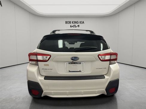 Used 2019 Subaru Crosstrek 2.0i Premium w/ Eyesight System AWD/4WD image 4